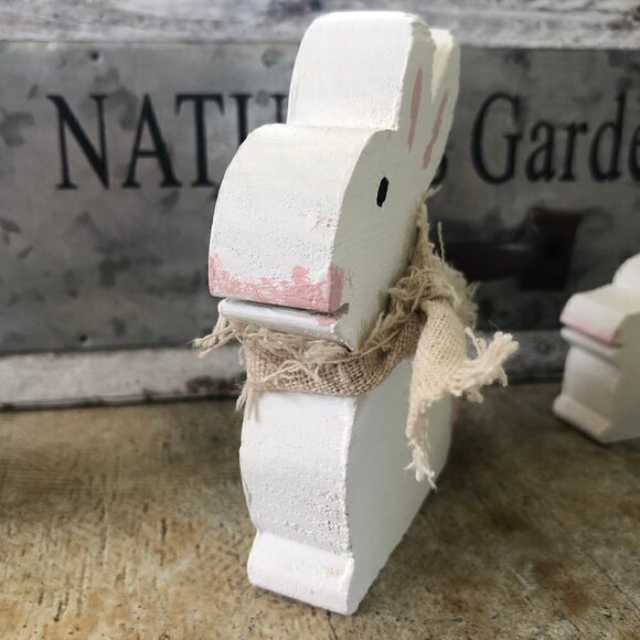 4 Wooden Bunny Figures Mama & Babies Handmade - Picture 4 of 6